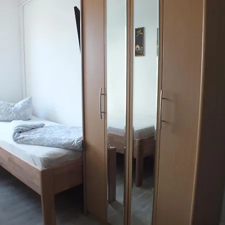 Campsite Zwei Bett *